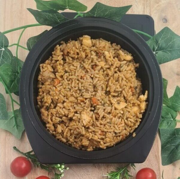 Nasi kip en ei bordje