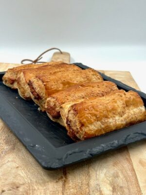 Saucijzenbroodje groot, per stuk