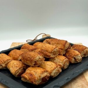 Saucijzenbroodje klein, per stuk