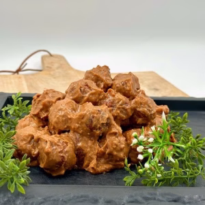 Kipballetjes in satésaus, per 100 gram