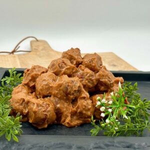 Kipballetjes in satésaus, per 100 gram